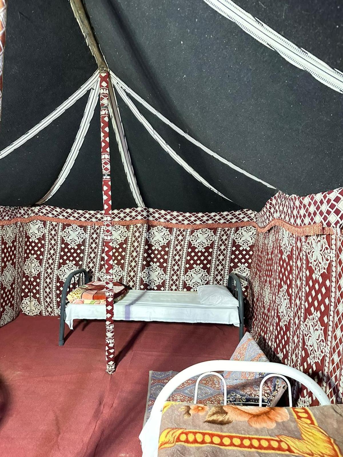 Отель Wahiba Bedouin Rustic Camp Bidiya Экстерьер фото