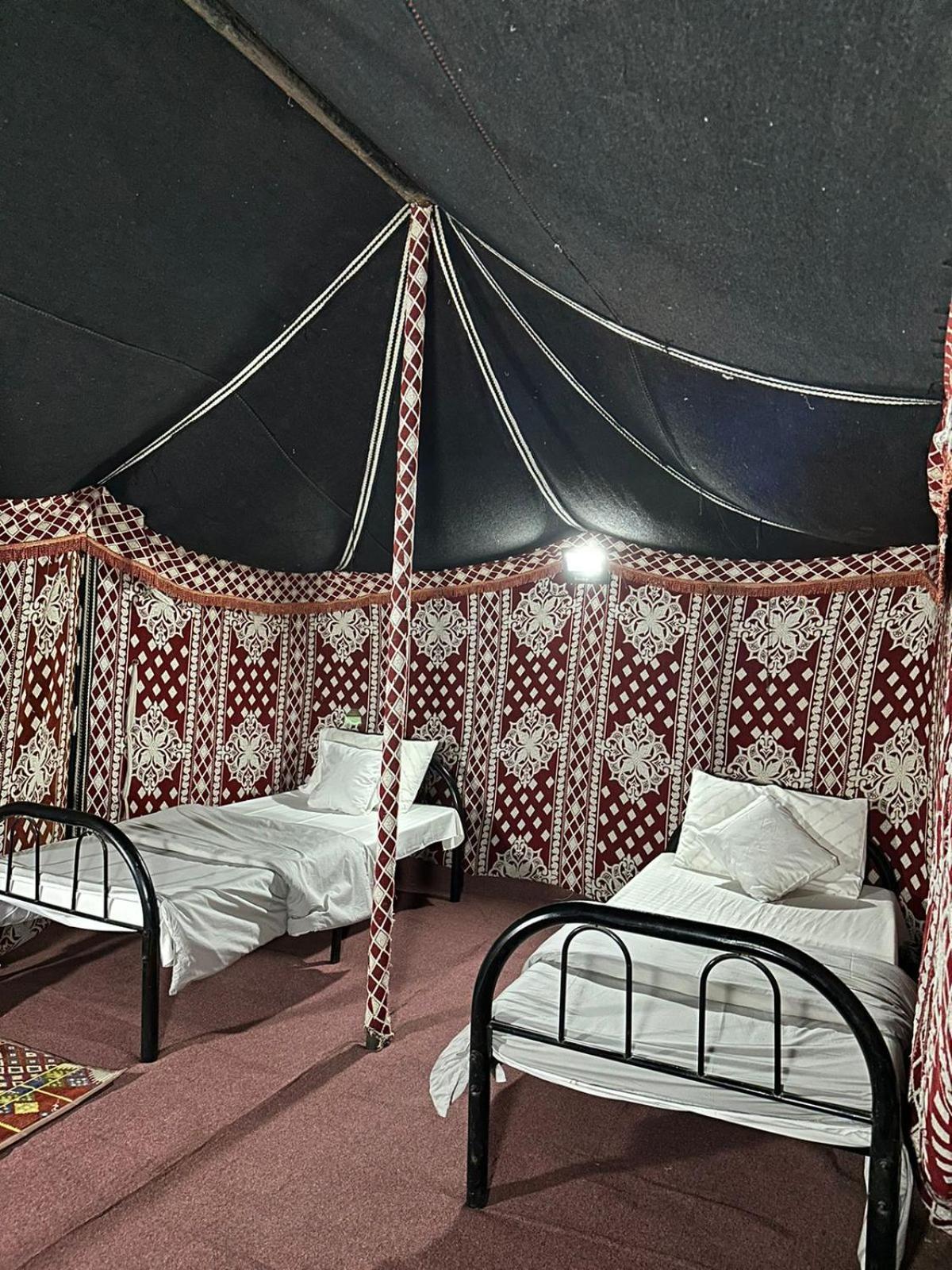Отель Wahiba Bedouin Rustic Camp Bidiya Экстерьер фото