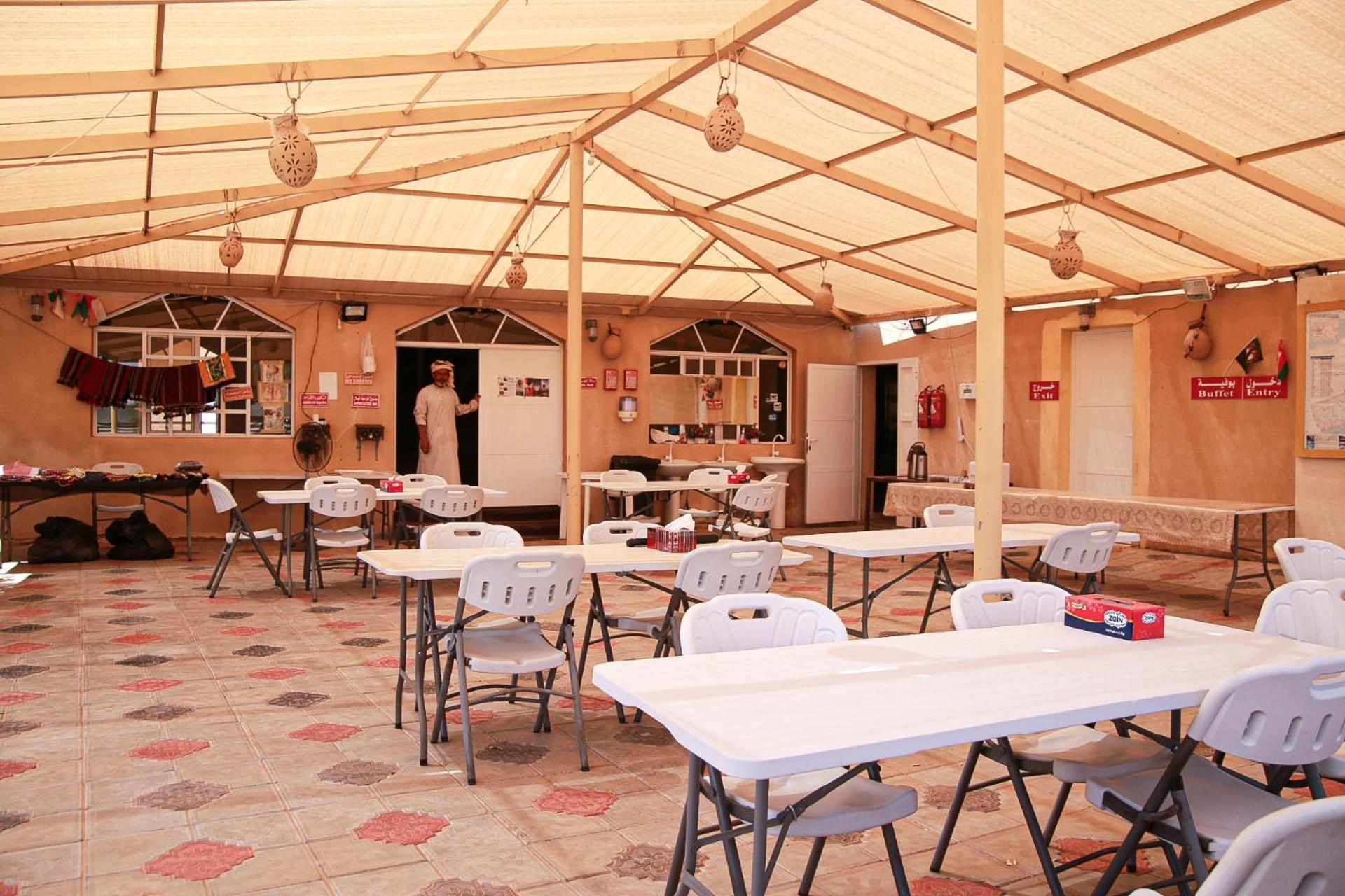 Отель Wahiba Bedouin Rustic Camp Bidiya Экстерьер фото