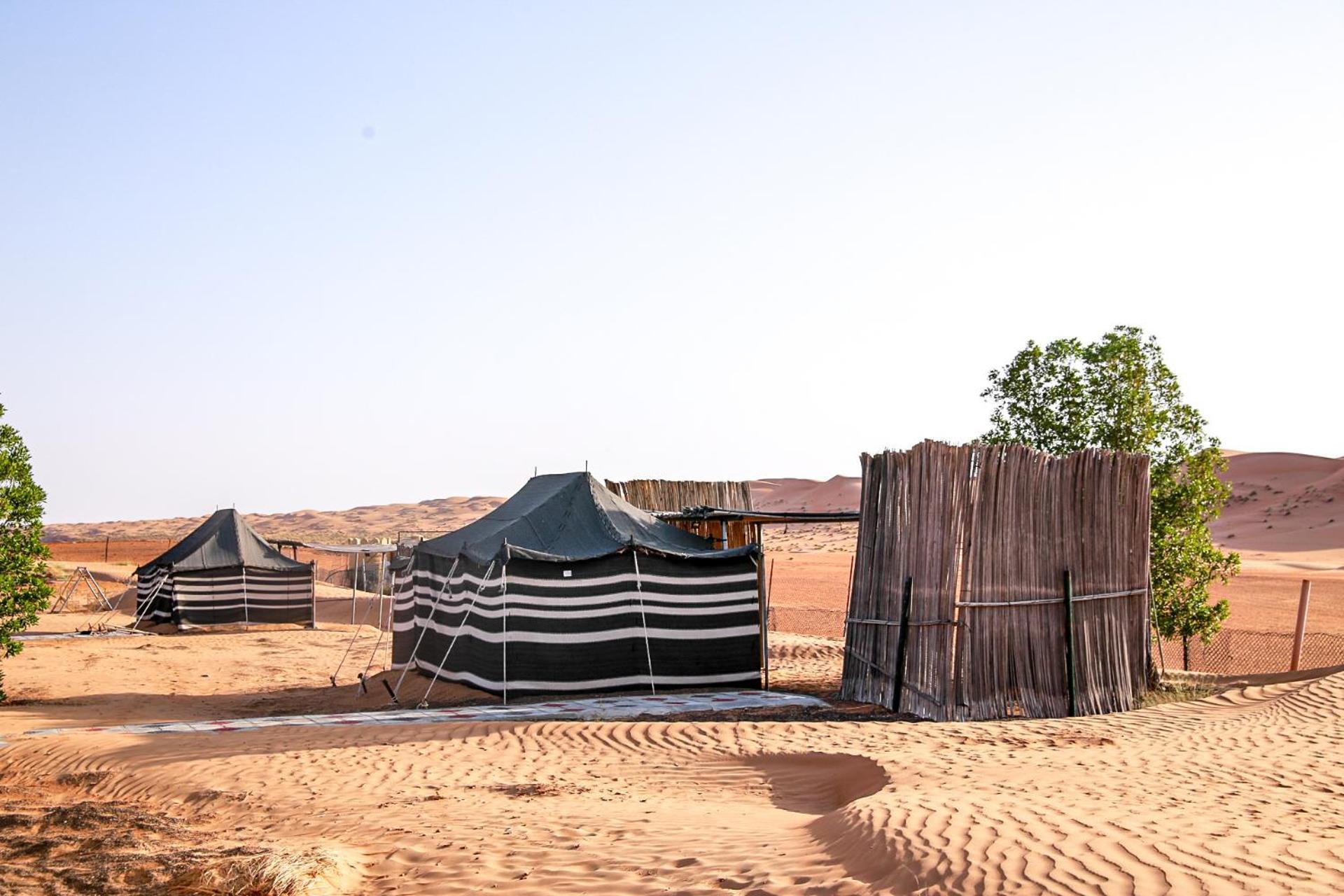 Отель Wahiba Bedouin Rustic Camp Bidiya Экстерьер фото