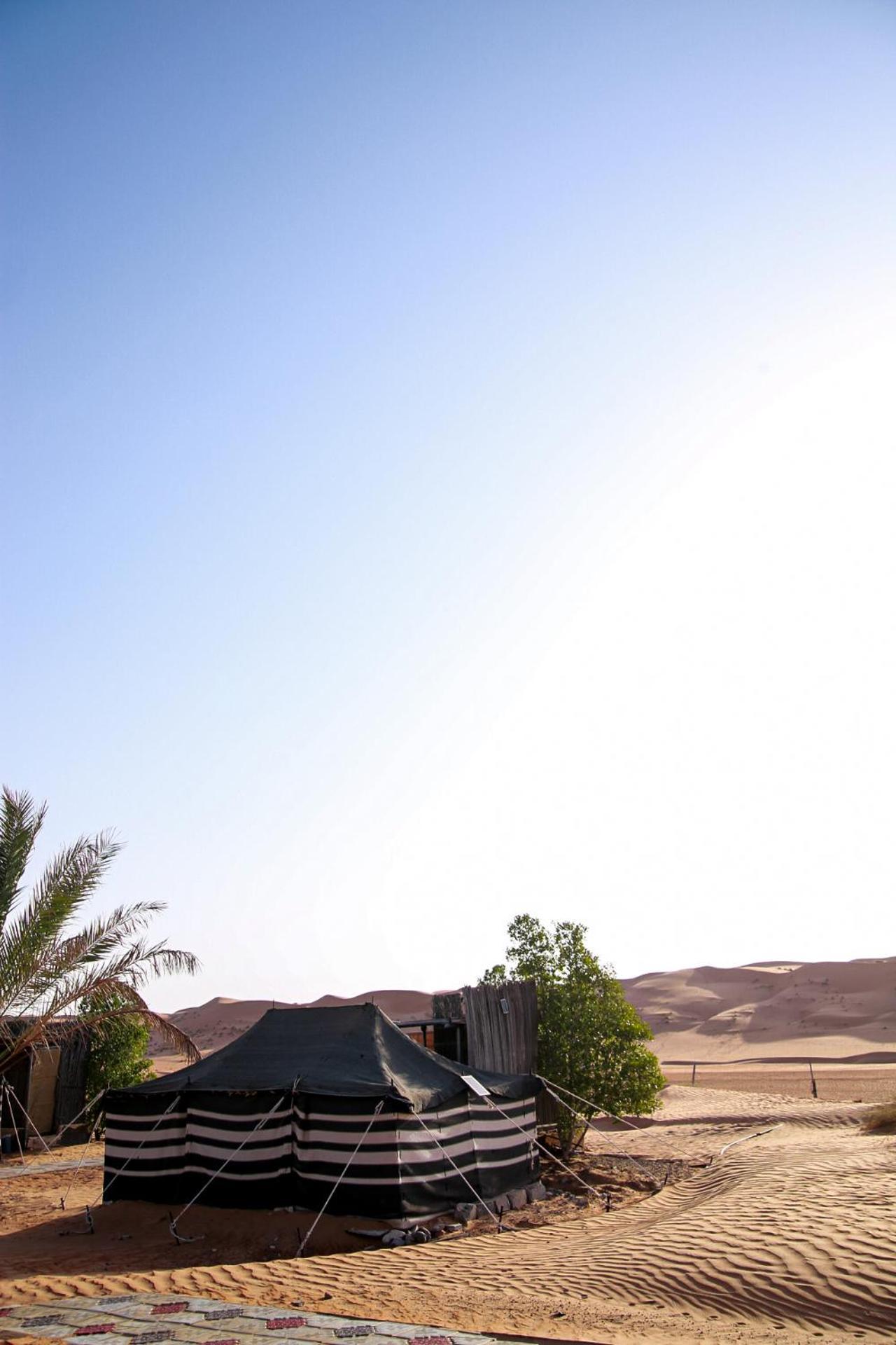 Отель Wahiba Bedouin Rustic Camp Bidiya Экстерьер фото