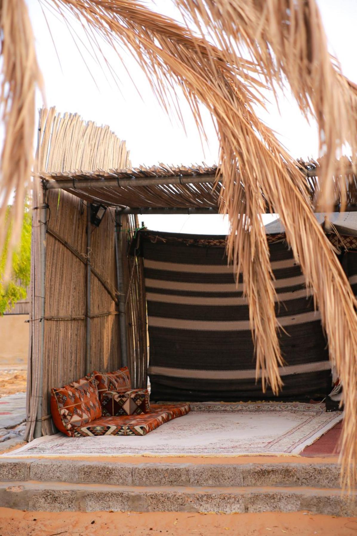 Отель Wahiba Bedouin Rustic Camp Bidiya Экстерьер фото